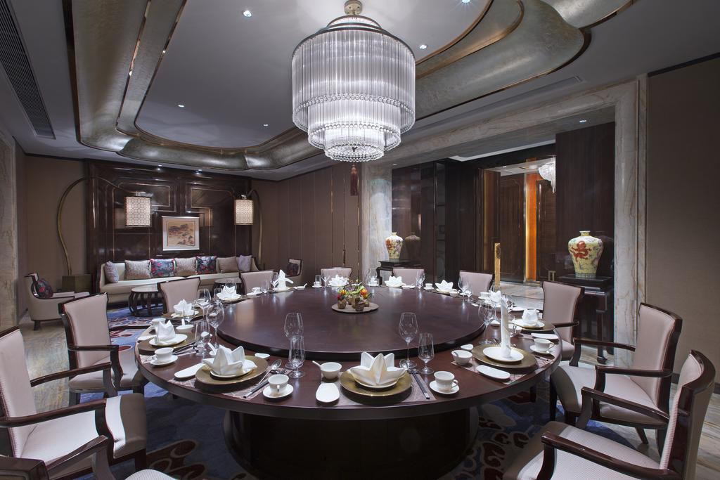 Pullman Yantai Center Hotel Екстериор снимка