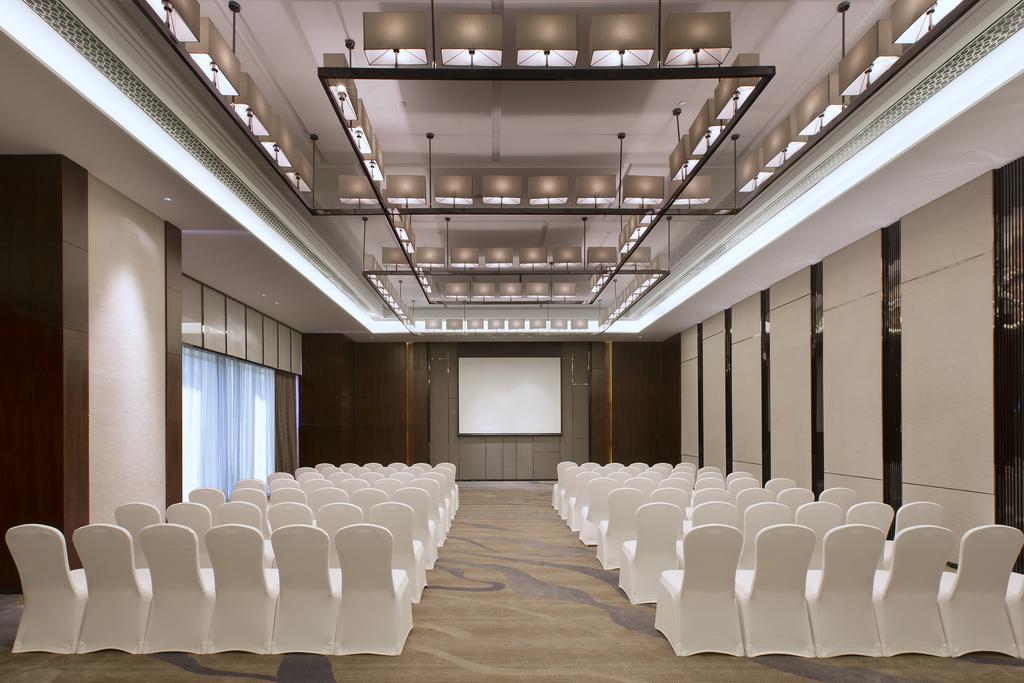 Pullman Yantai Center Hotel Екстериор снимка