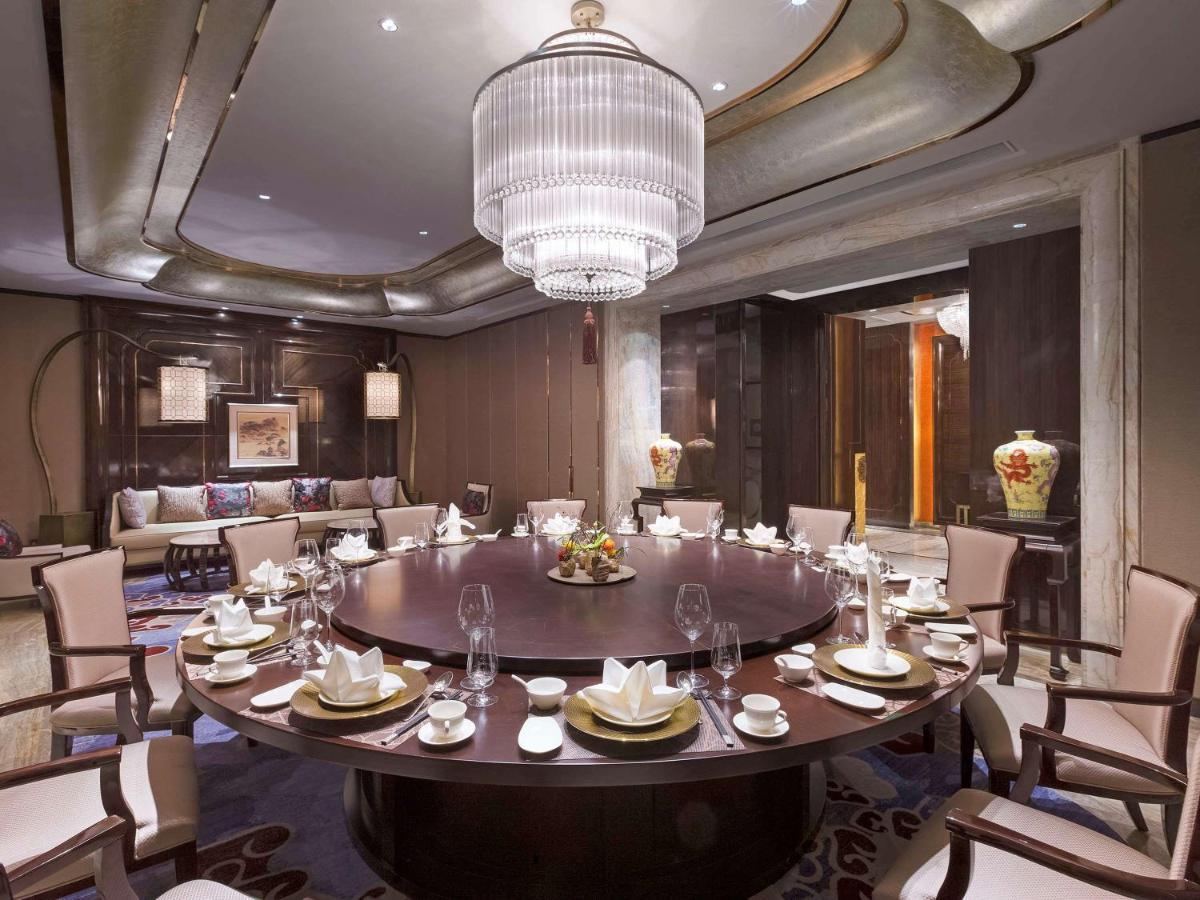 Pullman Yantai Center Hotel Екстериор снимка