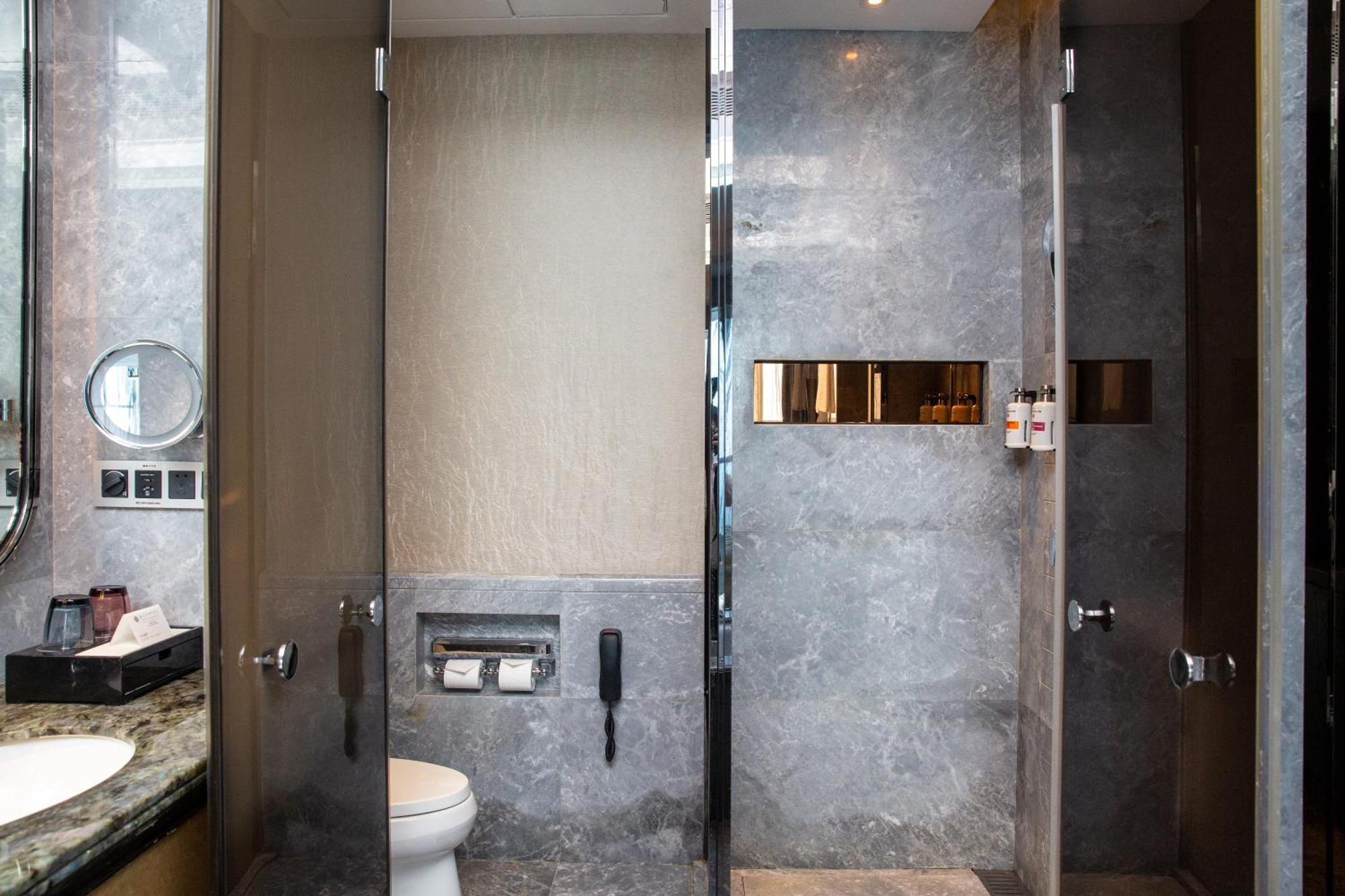 Pullman Yantai Center Hotel Екстериор снимка