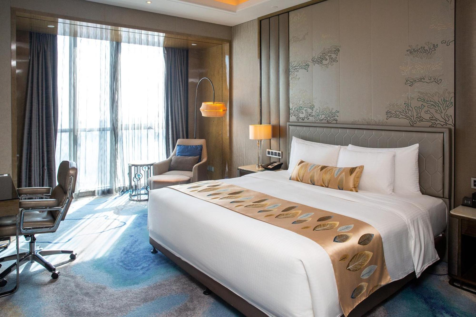 Pullman Yantai Center Hotel Екстериор снимка